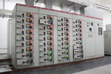 Image of an industrial switchboard.